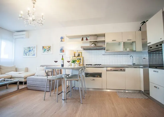 דירה Laura ספליט